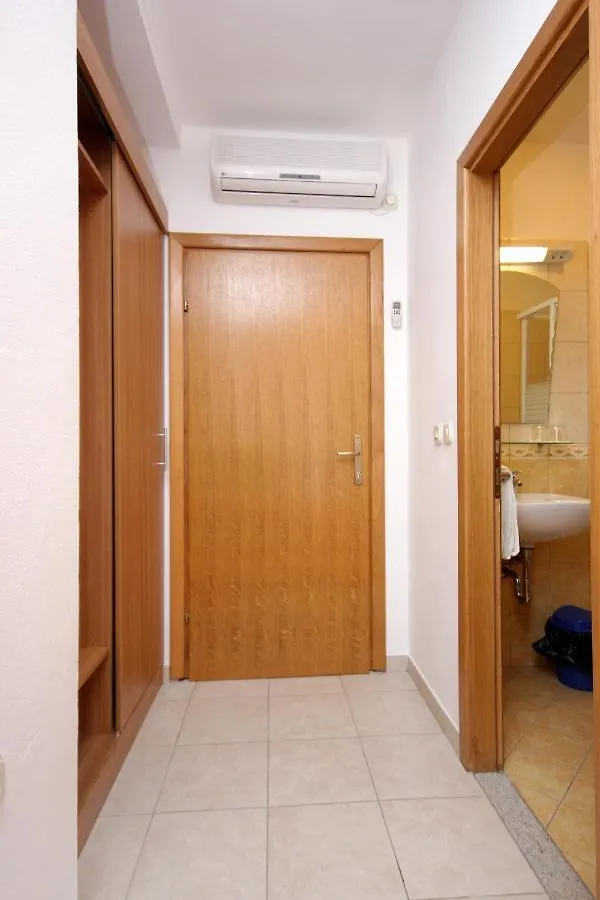 Maison d'hôtes Double Room Zaglav 8144E